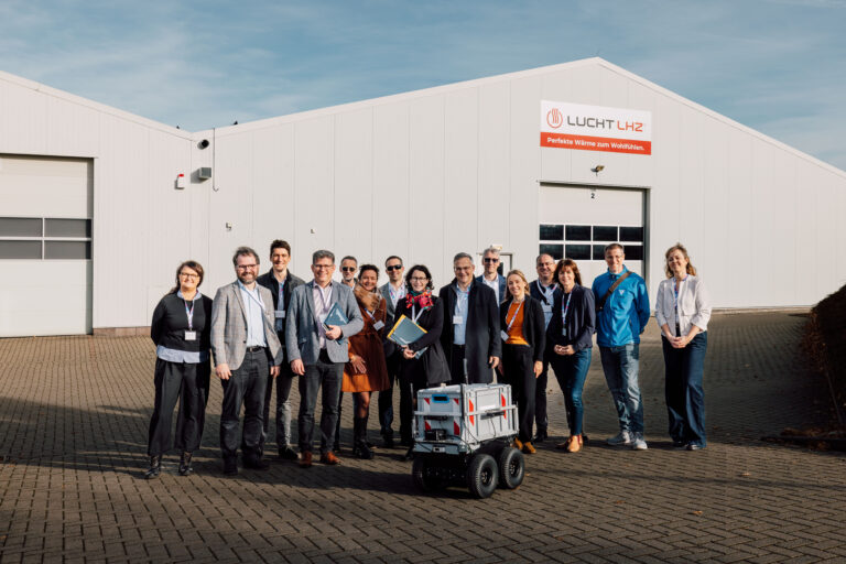 Logisitikroboter_Lucht_Gruppenbild